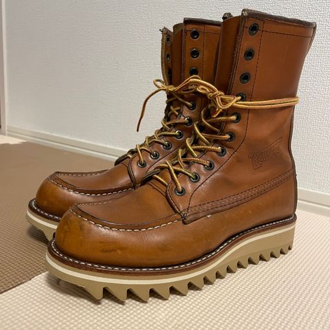 Red Wing 8-Inch Classic Moc in S.B. Foot Oro-Iginal