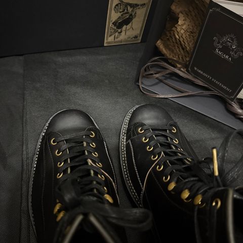 Sagara Cordmaster in Badalassi Carlo Oliva Minerva Overdyed Black & Conceria Cloe Superlux Horsebutt Overdyed Black