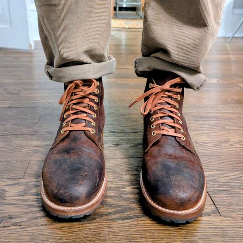 Oak Street Bootmakers Field Boot in C.F. Stead Snuff Waxy Mohawk