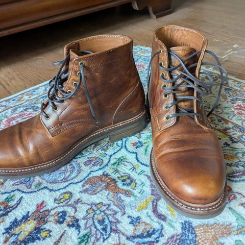 Caswell Lisbon in C.F. Stead Caramel Classic Oiled Shoulder