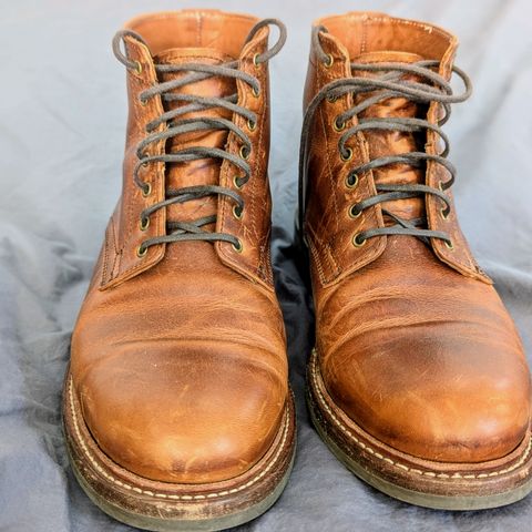 Caswell Lisbon in C.F. Stead Caramel Classic Oiled Shoulder