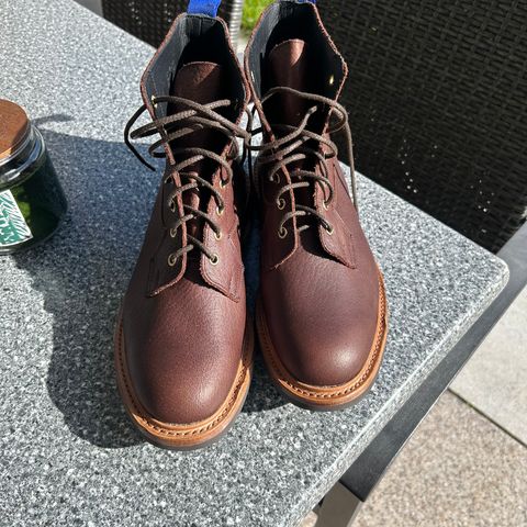 Tricker's Burford Country Boot in Brown Albbueffel® Olivenleder®