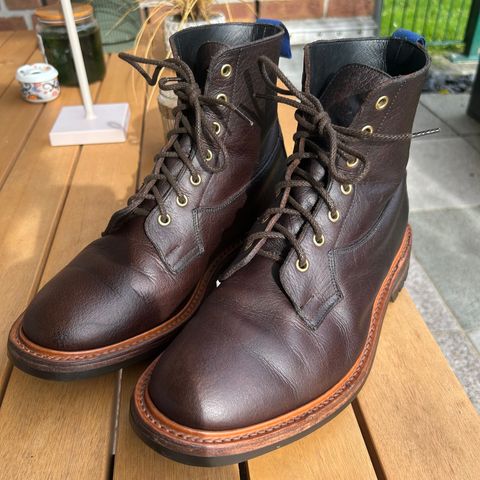 Tricker's Burford Country Boot in Brown Albbueffel® Olivenleder®