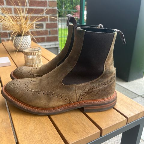 Tricker's Henry Country Dealer Boot in PEANUT REVERSE SUEDE