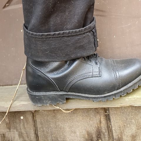 Thursday Vanguard in Black Waxed Roughout