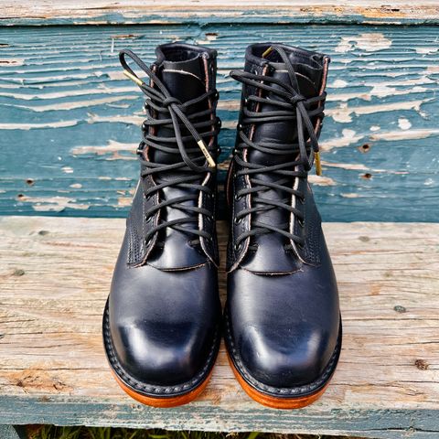 Nicks Becca in Wickett And Craig Navy Double Stuffed
