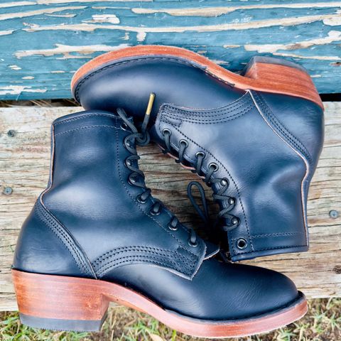 Nicks Becca in Wickett And Craig Navy Double Stuffed