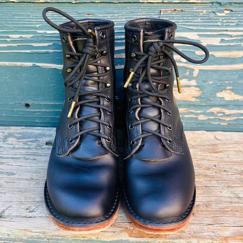 Nicks Becca in Wickett And Craig Navy Double Stuffed