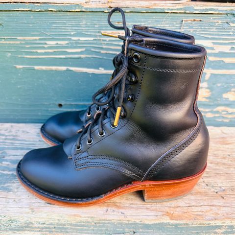 Nicks Becca in Wickett And Craig Navy Double Stuffed