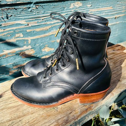 Nicks Becca in Wickett And Craig Navy Double Stuffed