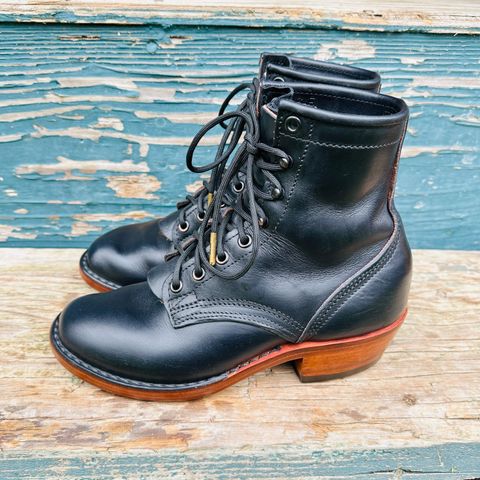 Nicks Becca in Wickett And Craig Navy Double Stuffed