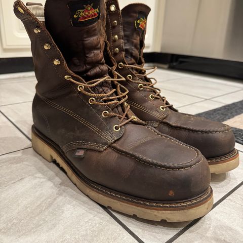 Thorogood American Heritage 8" Moc Toe in Seidel Trail Crazy Horse