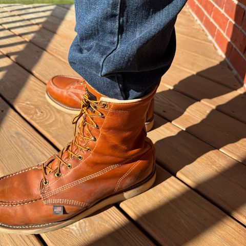 Thorogood American Heritage 8" Moc Toe in Tobacco Gladiator Oil-Tanned