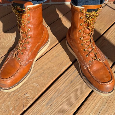 Thorogood American Heritage 8" Moc Toe in Tobacco Gladiator Oil-Tanned