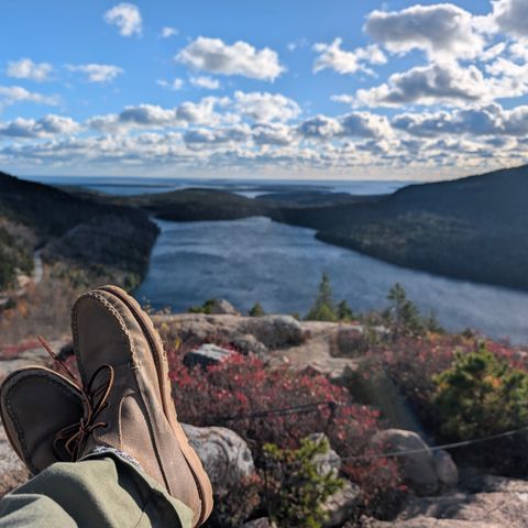 Rancourt & Co. Acadia Chukka Redux in C.F. Stead Driftwood Waxy Commander