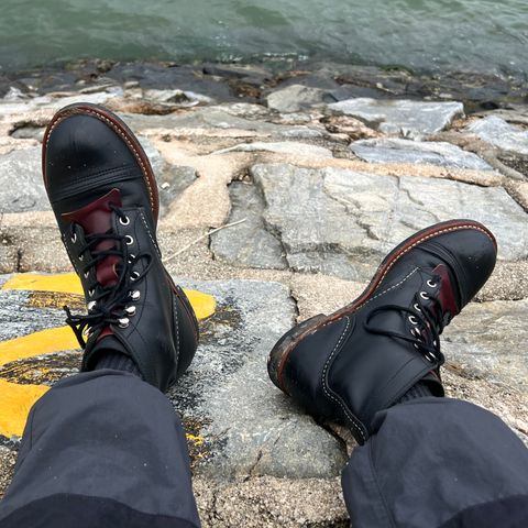Red Wing Iron Ranger in S.B. Foot Black Harness