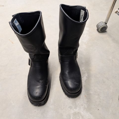 Dayton Boots 6460 CSA Engineer in Black Oil Tan