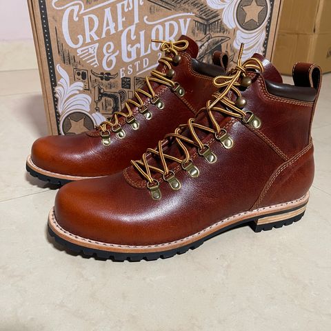 Craft & Glory Hike Boots in Full Grain Waxed Water Buffalo