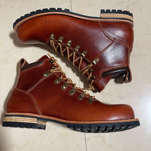Craft & Glory Hike Boots in Full Grain Waxed Water Buffalo
