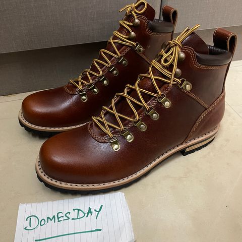 Craft & Glory Hike Boots in Full Grain Waxed Water Buffalo