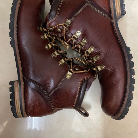 Craft & Glory Hike Boots in Full Grain Waxed Water Buffalo