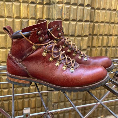 Craft & Glory Hike Boots in Full Grain Waxed Water Buffalo