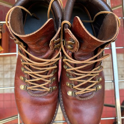 Craft & Glory Hike Boots in Full Grain Waxed Water Buffalo
