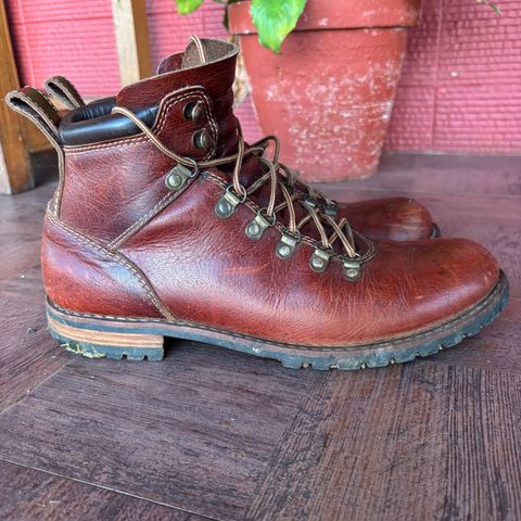 Craft & Glory Hike Boots in Full Grain Waxed Water Buffalo