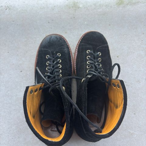 Junkard IMB 2 in Domestic Rough Out Black