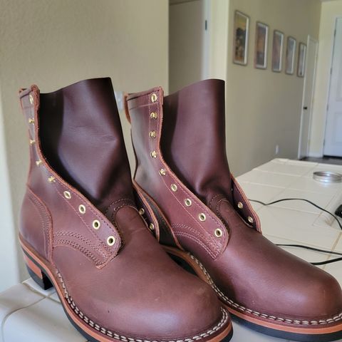 Nicks MTO in Horween Roanoke Timber