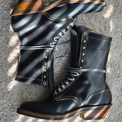 White's Packer Pointed Toe in Seidel Black Oil Tan & Horween Black Waxed Flesh