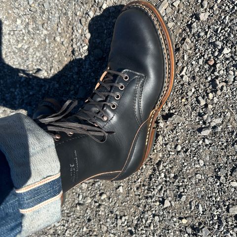 View photo of White's Bounty Hunter in Horween Black Chromexcel Horsehide