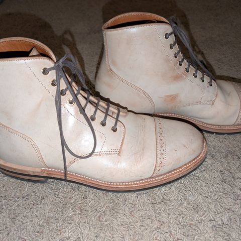 Grant Stone Garrison Boot in Ghost Burro