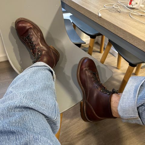 Caswell Carver II in Wickett & Craig Chestnut Oiled Latigo