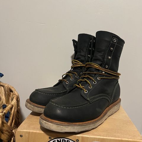 White's Perry 8" in Seidel Black Oil Tan