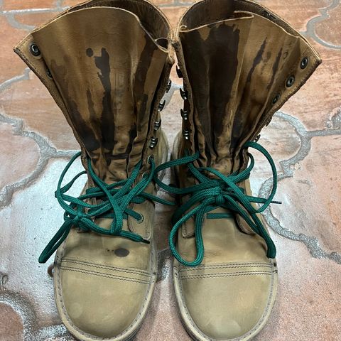 Jim Green African Trooper Barefoot in Fudge Crazy Horse