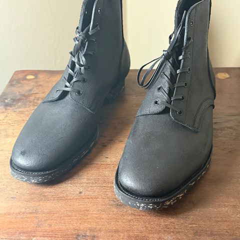 Search result thumbnail of Clinch Yeager Boots in Clinch / Black Gustave Roughout cowhide