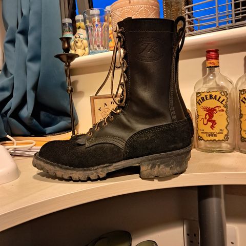 JK Boots Fire Inlander in Seidel Black MaxSupport
