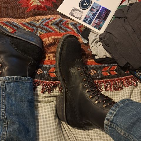 JK Boots Fire Inlander in Seidel Black MaxSupport