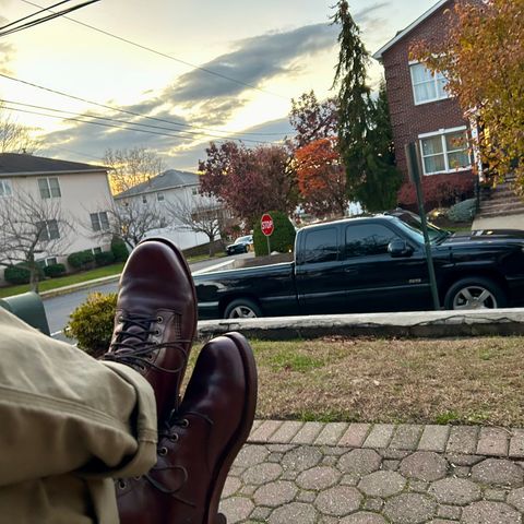 Chippewa Custom Model in Burgundy