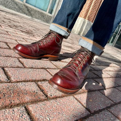 Chippewa Custom Model in Burgundy