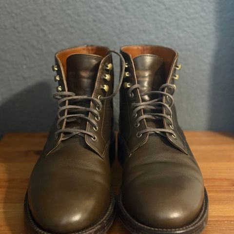 View photo of Grant Stone Edward Boot in Horween Dark Olive Chromexcel