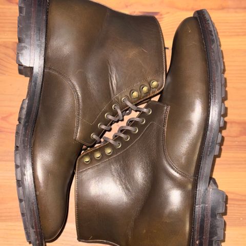 View photo of Grant Stone Edward Boot in Horween Dark Olive Chromexcel