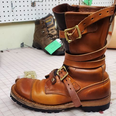 Nicks Heritage TankerPro in Nicks / Wickett & Craig Double Stuffed Mojave