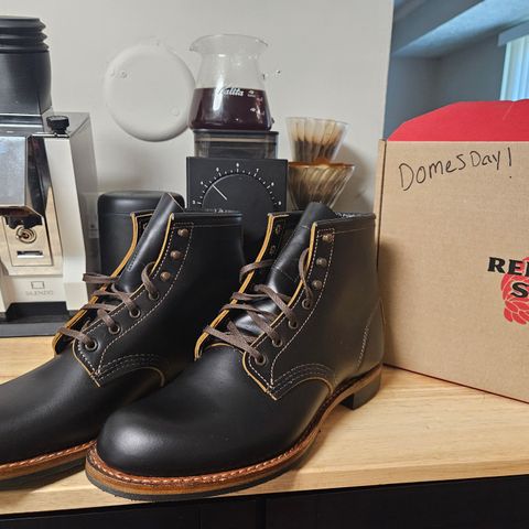 Red Wing Beckman Flatbox in S.B. Foot Black Klondike