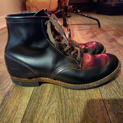 Red Wing Beckman Flatbox in S.B. Foot Black Klondike