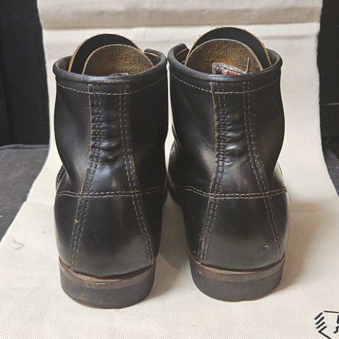 Red Wing Beckman Flatbox in S.B. Foot Black Klondike