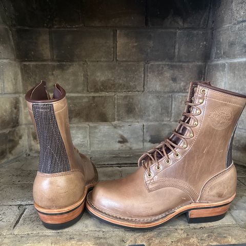Frank's Front Range in Horween Natural Chromexcel