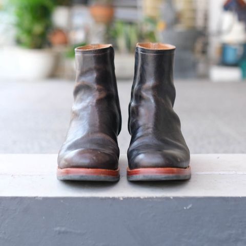 Briselblack The Stride Side Zip Boots in Maryam Natural Horsebutt Overdyed Black