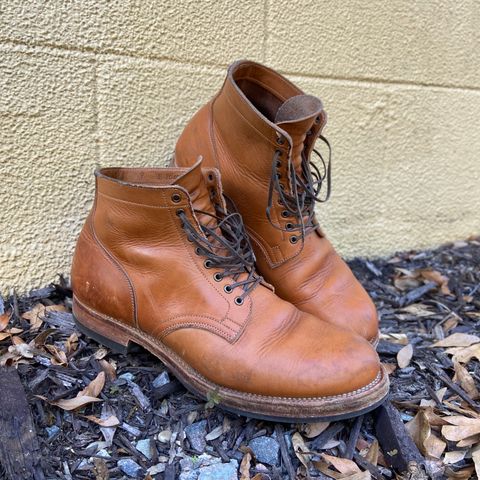 Viberg Service Boot in Raw Natural Wooly Chromexcel